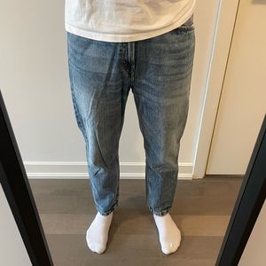 Relaxed Tapered Blue Jeans (Gap)